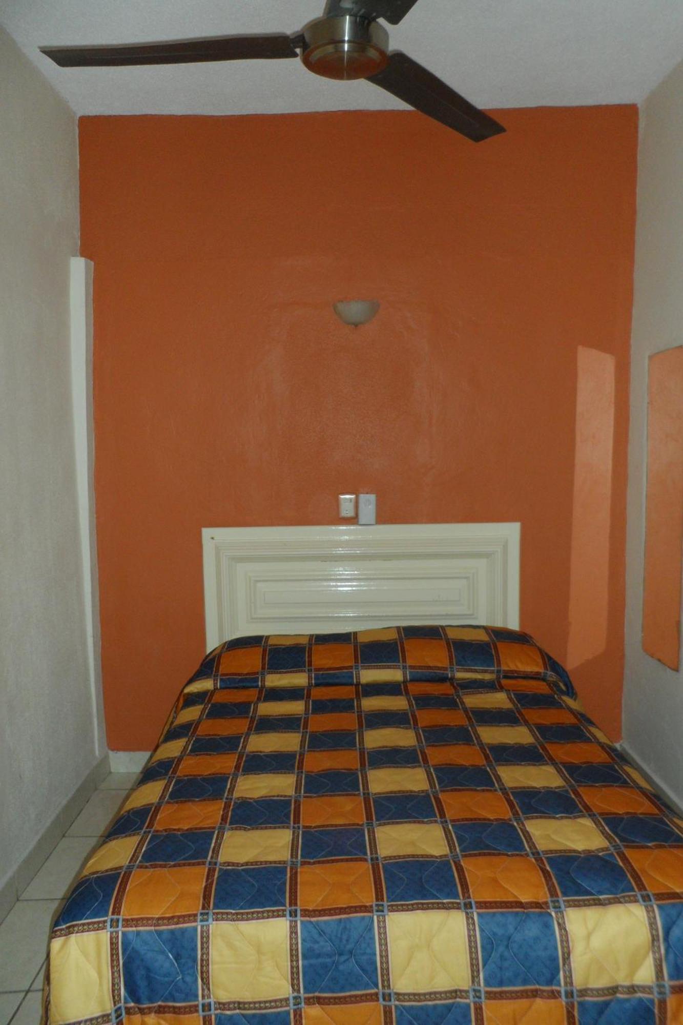 Hotel Fernando Tuxtla Gutiérrez Exteriör bild